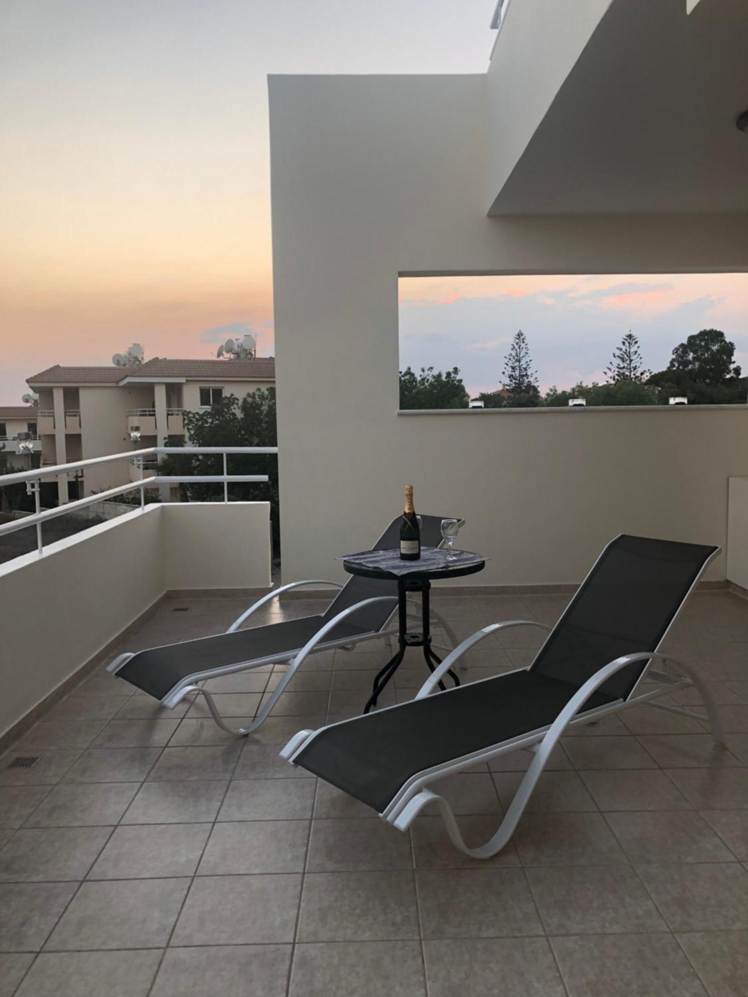 Nissi Elena -Sunshine Apt Ajía Nápa Kültér fotó