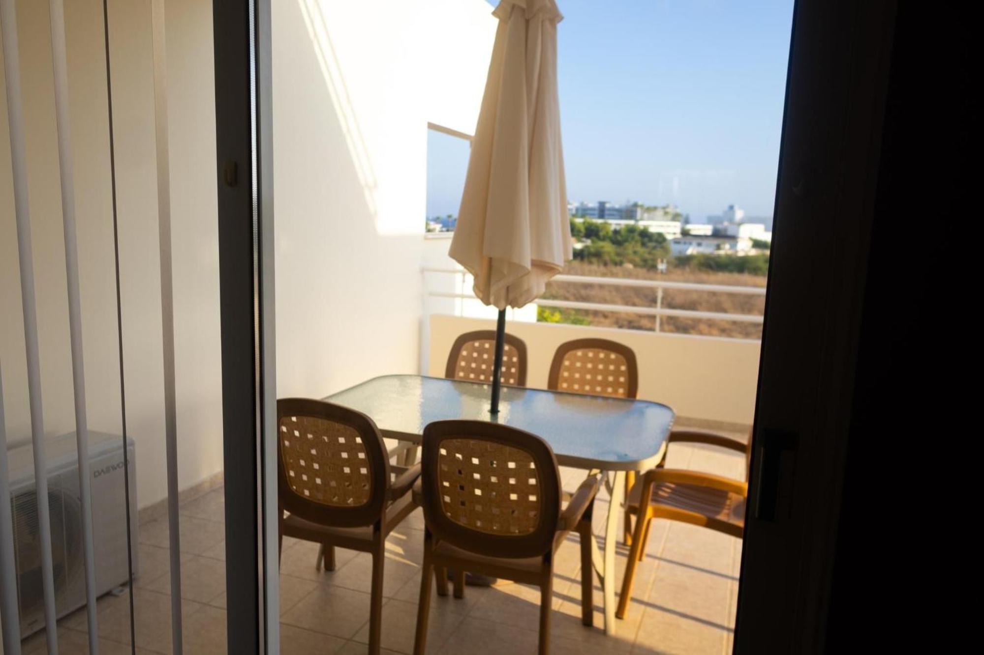 Nissi Elena -Sunshine Apt Ajía Nápa Kültér fotó